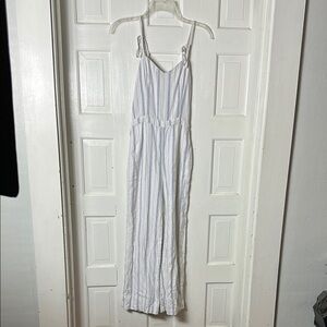 Abercrombie and Fitch White and Blue Striped Jumpsuit lined size Xsmall